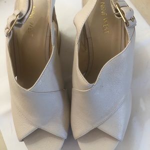 Nine West brand new platform sandals with gold and cork heel . White . Size 8.5